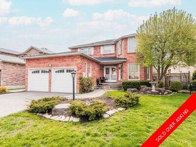 South Ajax 2-Storey for sale:  4 bedroom  Plush Carpet  (Listed 2021-05-11)