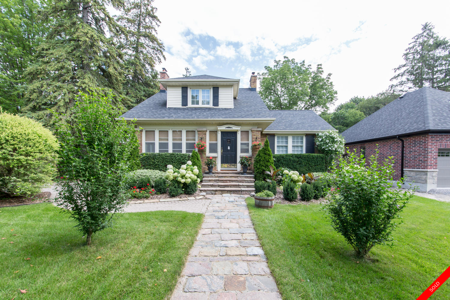 Brooklin 2-Storey for sale: 3 bedroom 2 sq.ft. (Listed 2019-06-10)