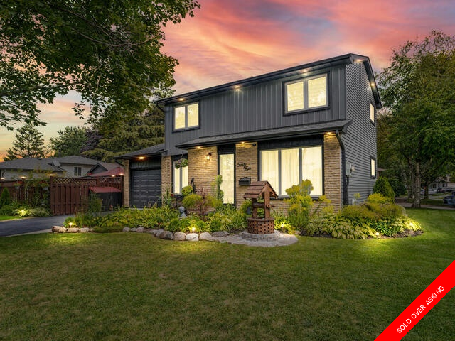 South Ajax 2-Storey for sale: 3 bedroom Stainless Steel Appliances, Hardwood Floors (Listed 2021-08-19)