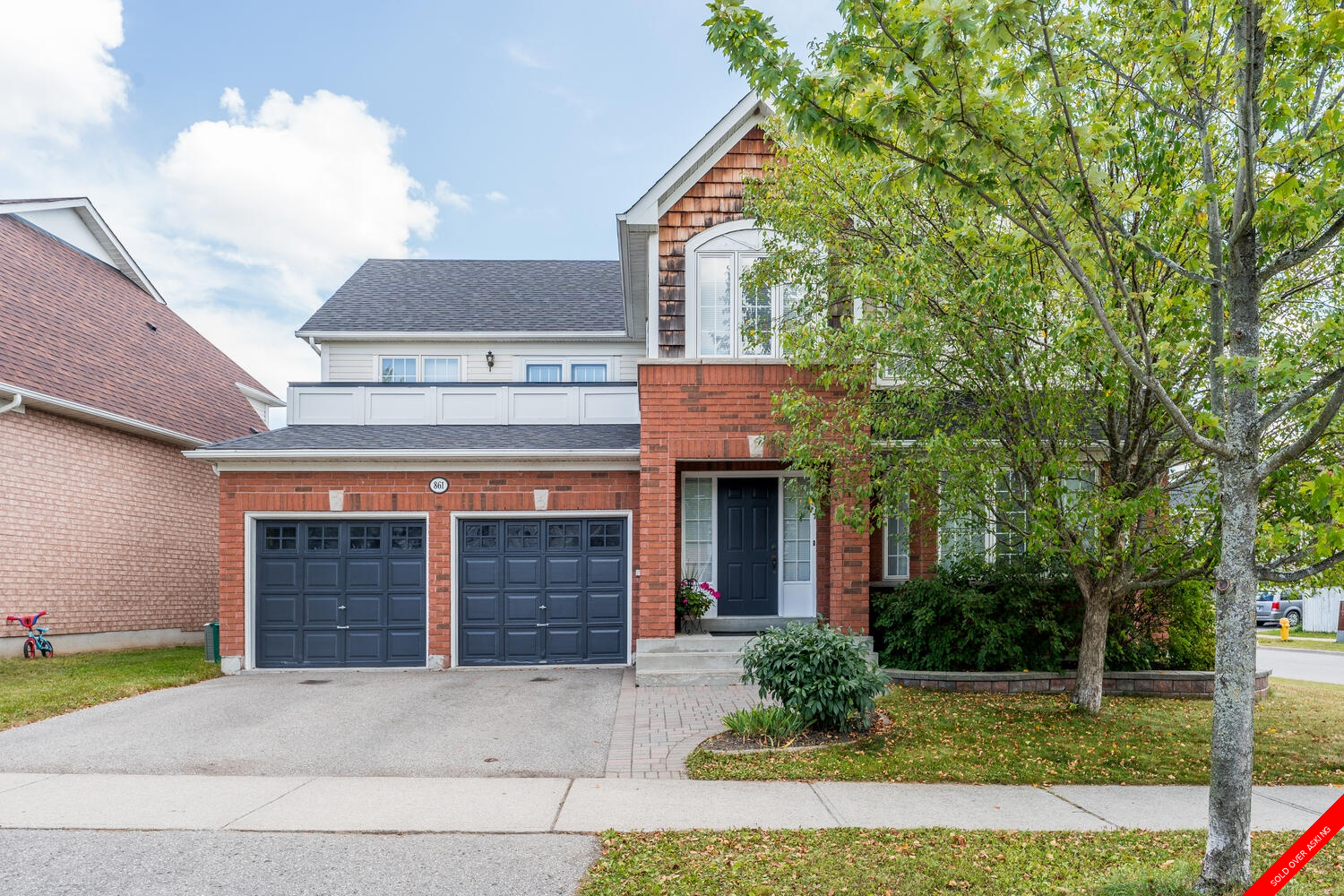 Ajax 2-Storey for sale: 4 bedroom (Listed 2021-08-24)