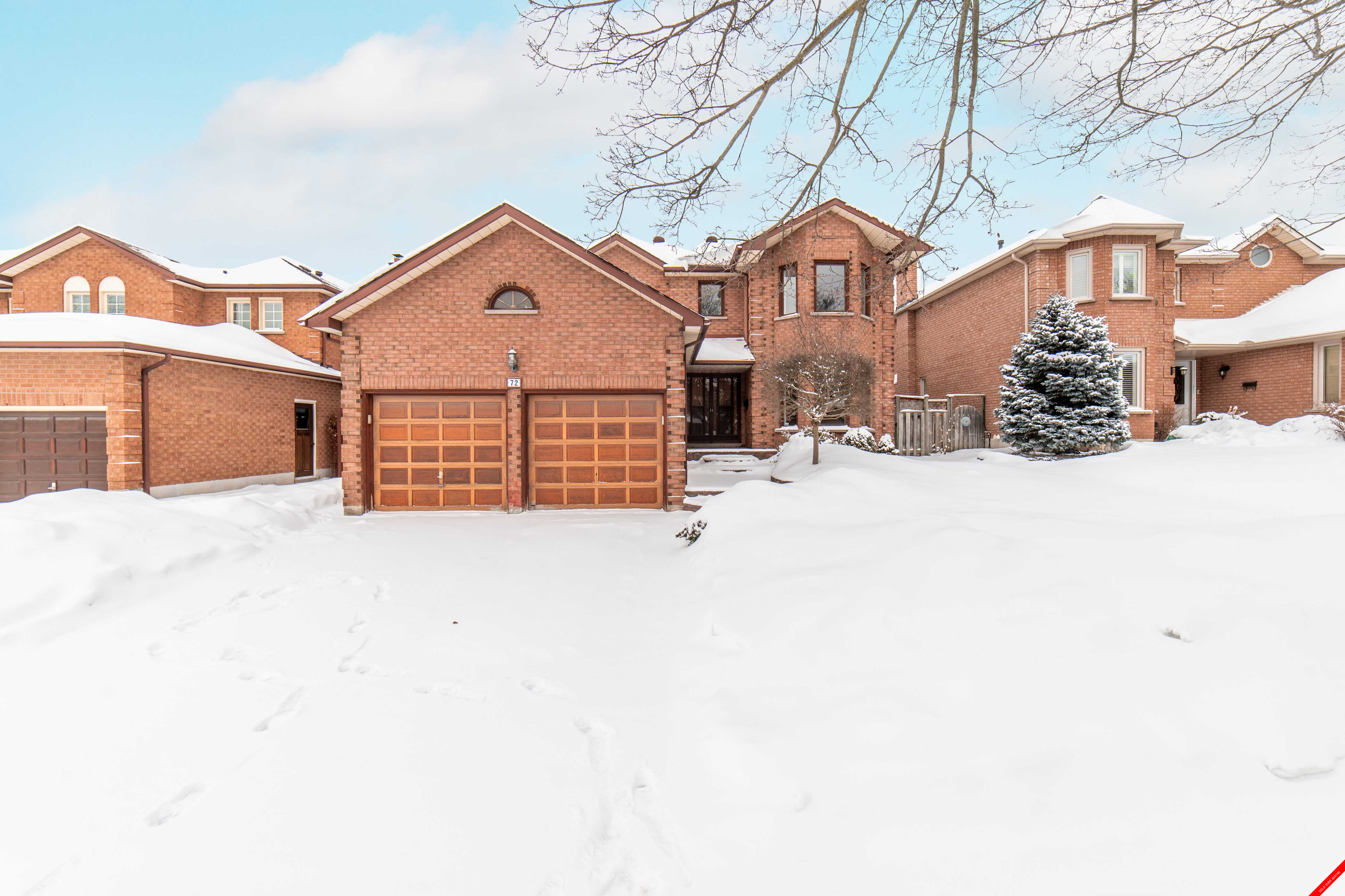 Blue Grass Meadows 2-Storey for sale: 4 bedroom Stainless Steel Appliances, Hardwood Floors (Listed 2022-02-09)