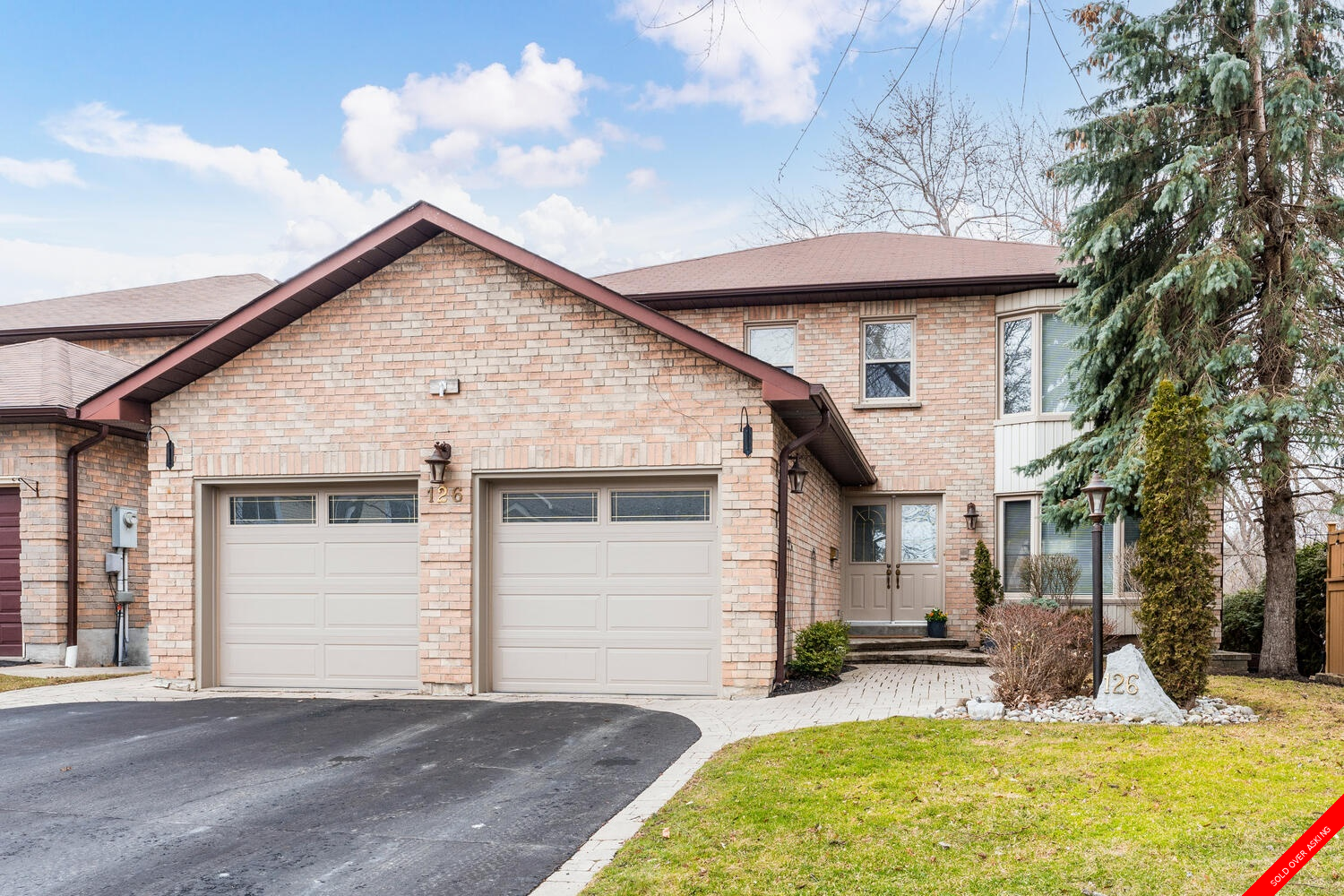 Pringle Creek 2-Storey for sale: 4+1 Stainless Steel Appliances, Granite Countertop, Tile Backsplash, Glass Shower, Hardwood Floors, Plush Carpet 2,972 sq.ft. (Listed 2022-04-07)