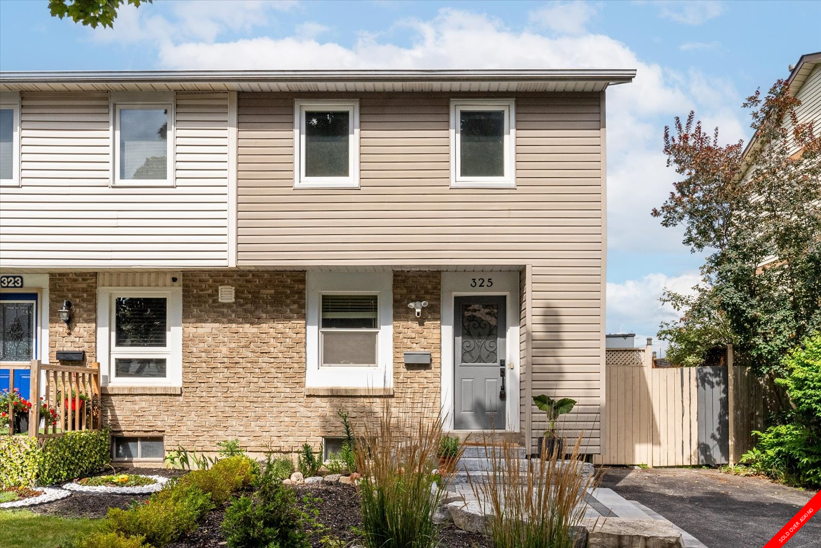 Vanier 2-Storey for sale: 3 bedroom (Listed 2024-08-13)