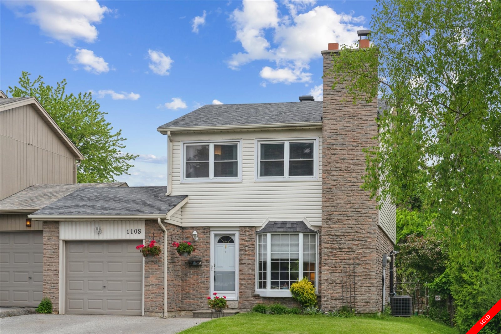 Pickering 2-Storey for sale:  3 bedroom  (Listed 2025-05-29)