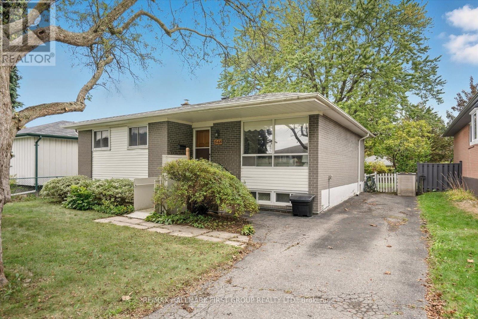 Pickering (Bay Ridges) House for sale:  3 bedroom 1,100 sq.ft. (Listed 2025-09-26)