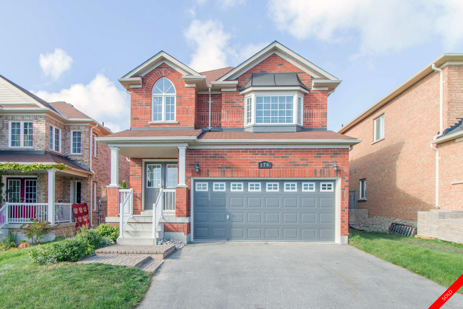 Beautiful 2-Storey Family Home, 4 Bedroom, 3 Bath, Open Concept