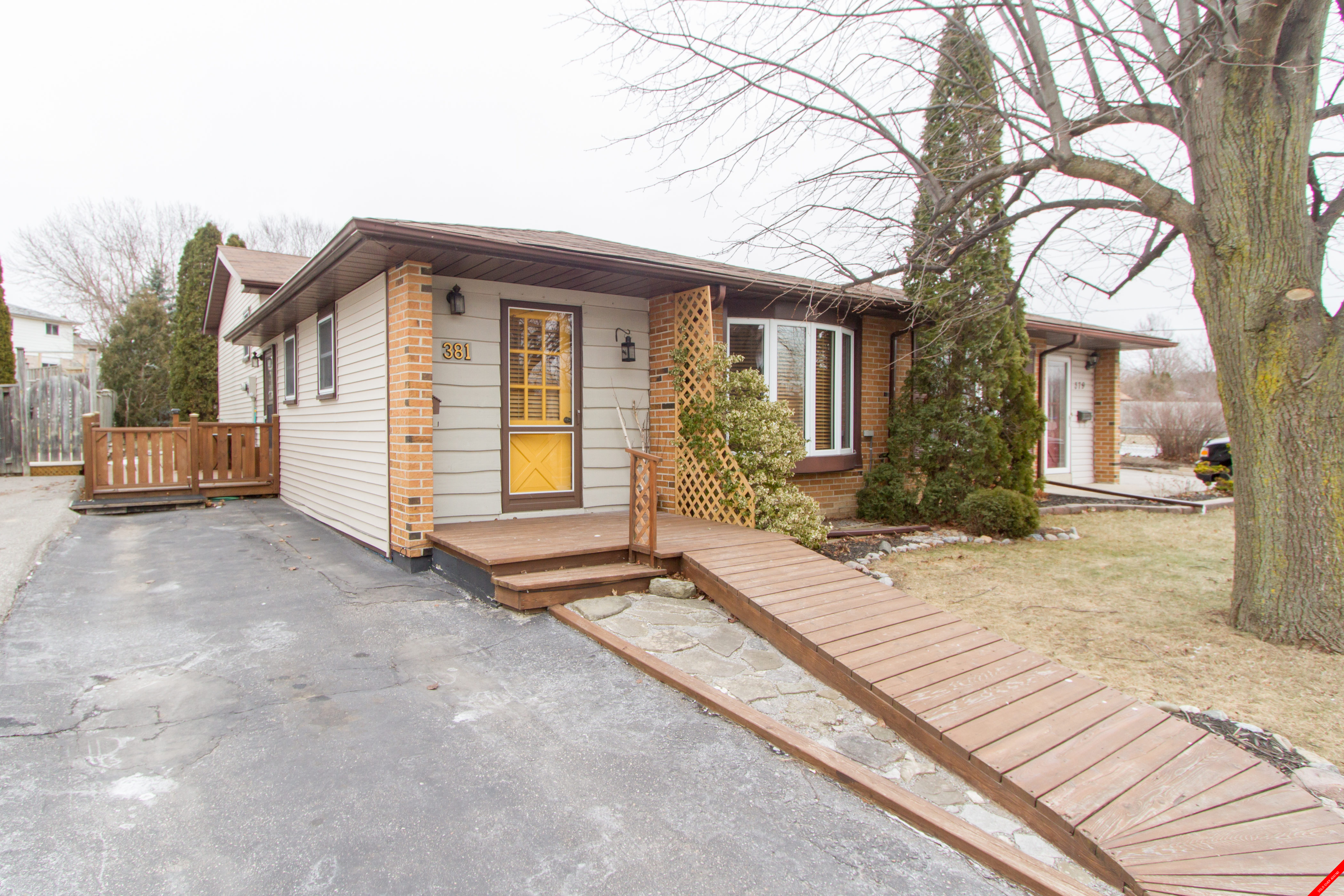 Eastdale Semi-Detached, 3 bedroom, Finished Basement