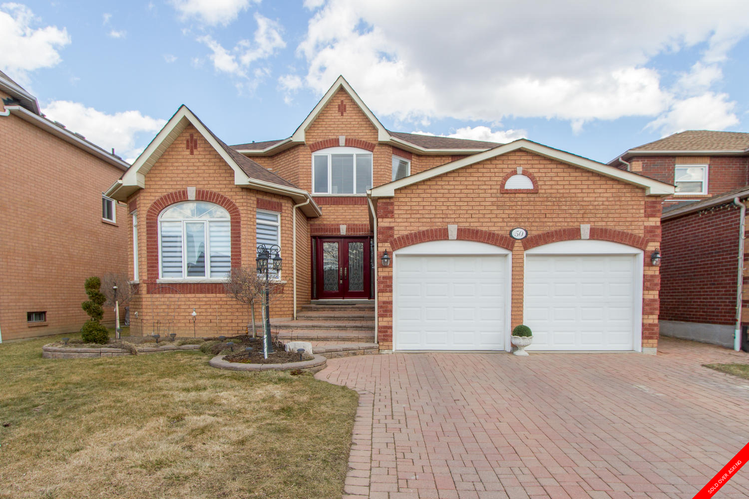 Whitby 2-Storey for sale: 4+1 (Listed 2017-03-22)