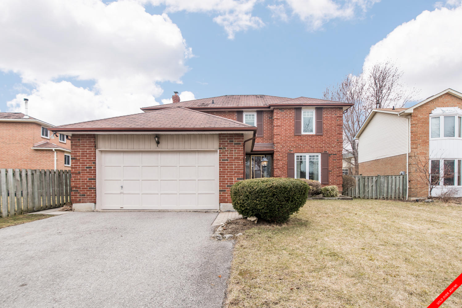 Ajax 2-Storey for sale: 4 bedroom (Listed 2017-03-22)