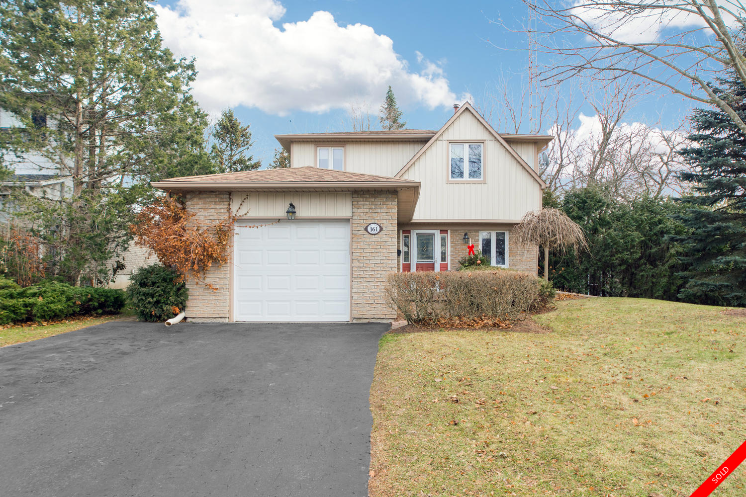 Eastdale 2-Storey for sale: 3 bedroom (Listed 2018-01-15)