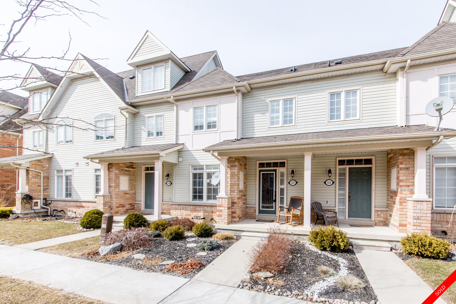 Pringle Creek 1 1/2 storey for sale: 2 bedroom (Listed 2018-03-22)