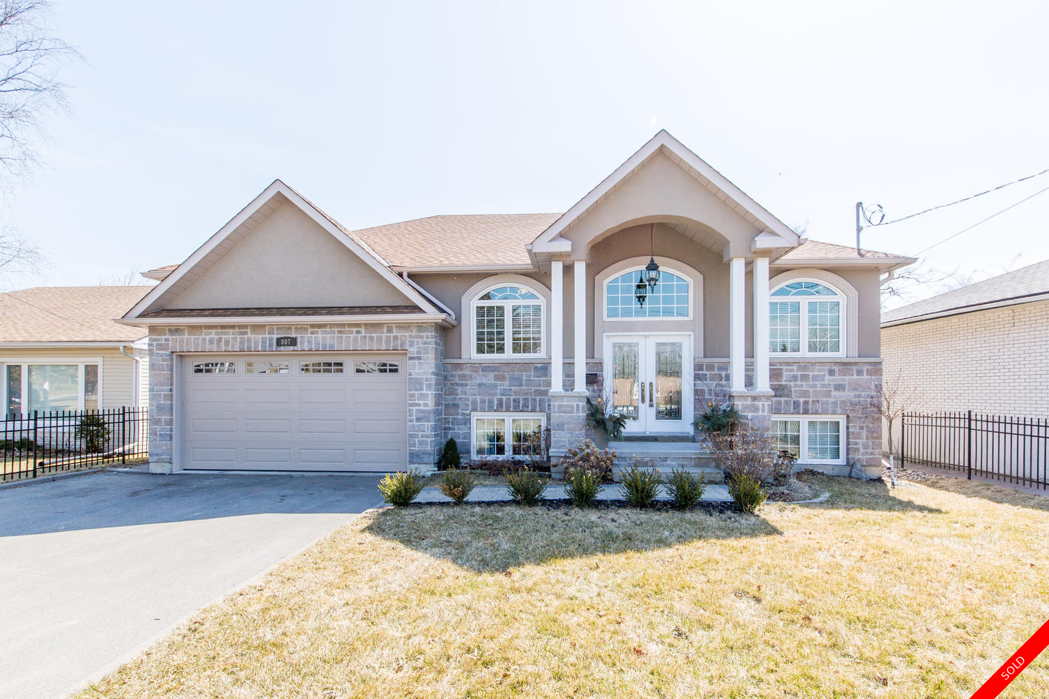 Lakeview Raised Bungalow for sale: 3+2 (Listed 2018-04-03)